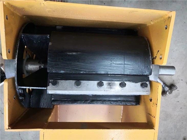 Tree Machine Wood Shredder