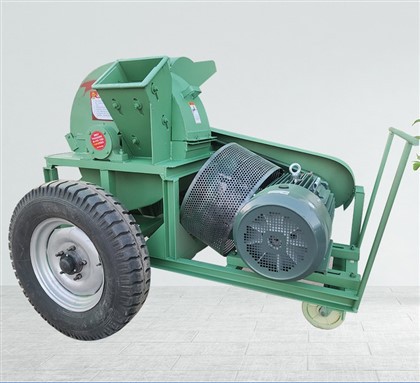 Машина за трошане на пънове